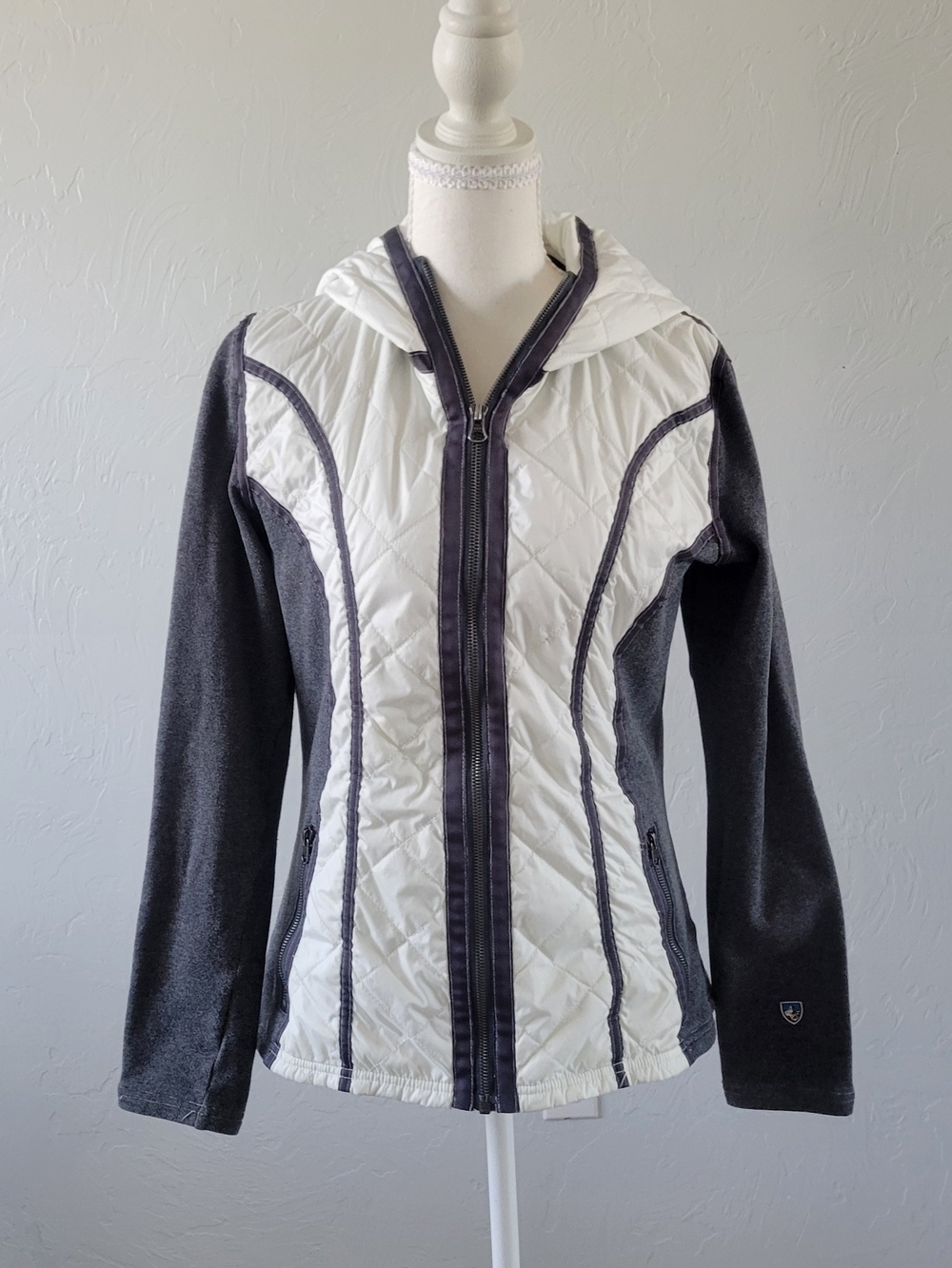 Kühl Women's Lightweight Quilted Hooded Jacket Size S Hiking Outdoor Activewear